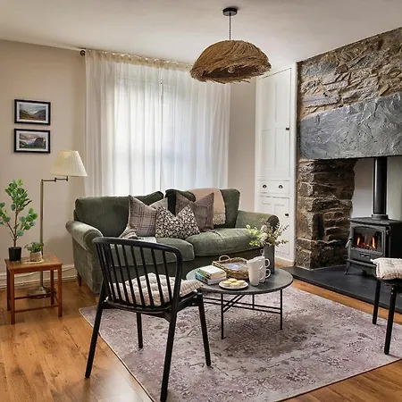 Finest Retreats - Bwthyn Llechi, Slate Cottage Blaenau Ffestiniog Exterior photo