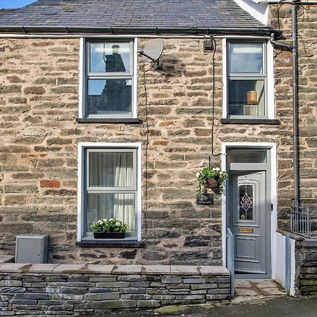 Finest Retreats - Bwthyn Llechi, Slate Cottage Blaenau Ffestiniog Exterior photo