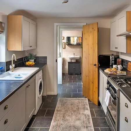 Finest Retreats - Bwthyn Llechi, Slate Cottage Blaenau Ffestiniog Exterior photo