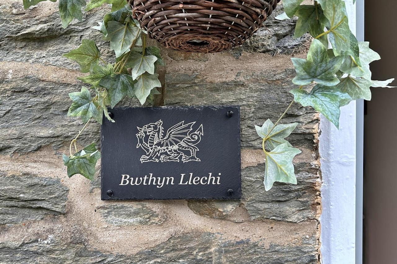 Finest Retreats - Bwthyn Llechi, Slate